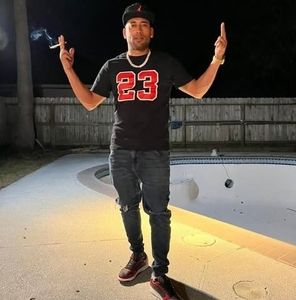 Meet your Posher, Jose carlos